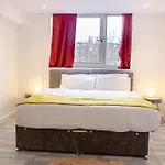 2 Bedrooms-4 Guests-Babycot-Wifi-Freeparking